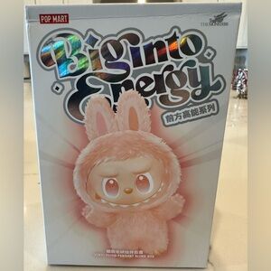 NEW IN BOX AUTHENTIC “Serenity” LABUBU